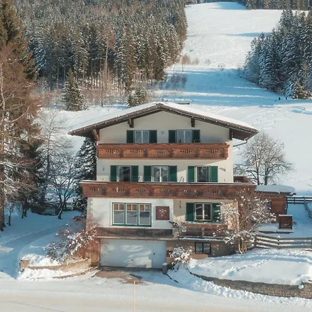 Alpenchalet Basecamp Apartment 1 Sankt Martin am Tennengebirge Exterior photo